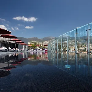 5* Otel The Vine